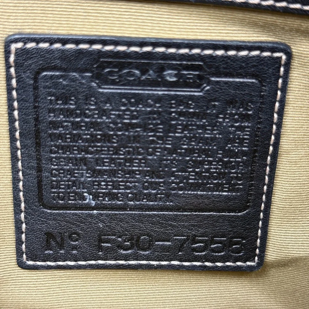 Coach Leather Purse‎ Top Handle Bag/ Purse Black Buckle